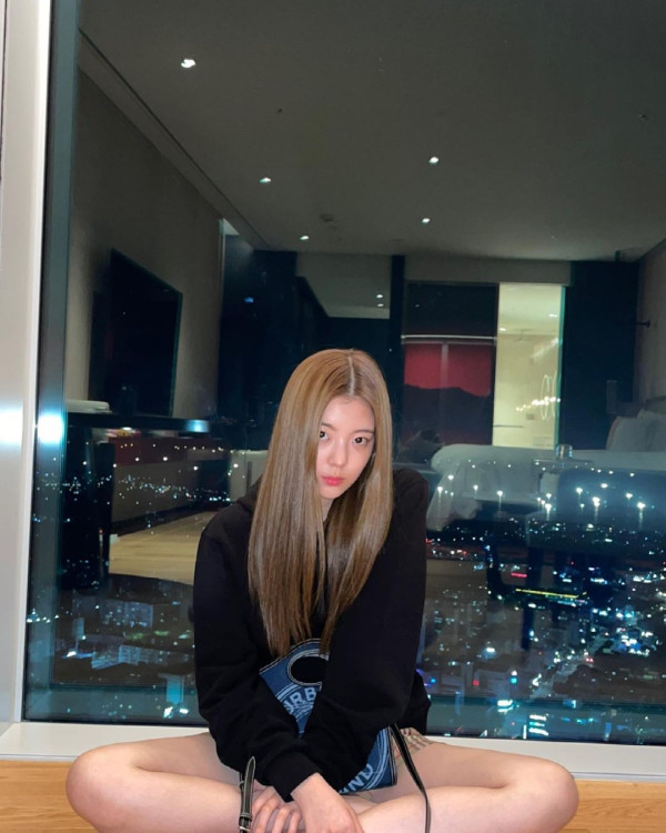 [연예] ITZY 리아